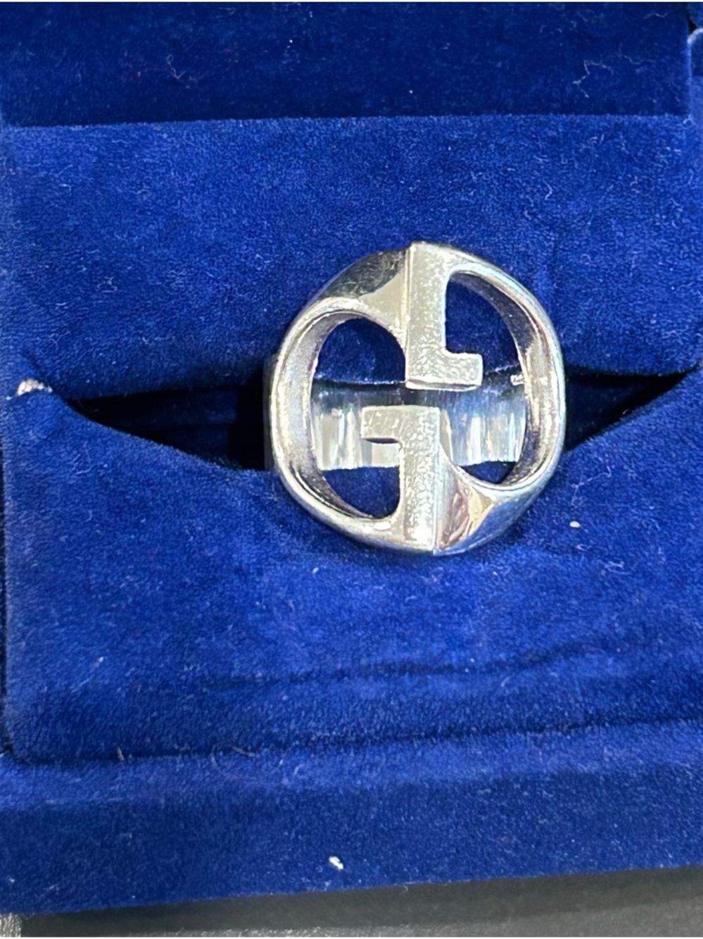 Gucci Silver Interlocking G Logo Women's Ring - Picture 2 of 7